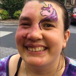 Meet your Posher, Julia